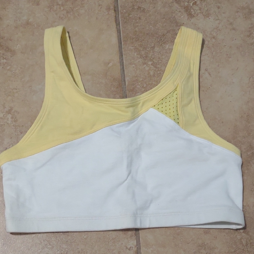 Cropped Yellow and White Sports Bra with Wide Straps